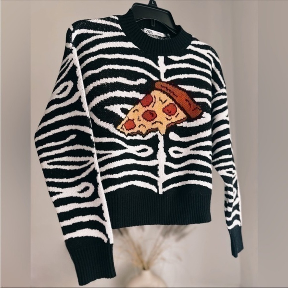 ZARA PIZZA JACQUARD KNIT SWEATER 6771 152